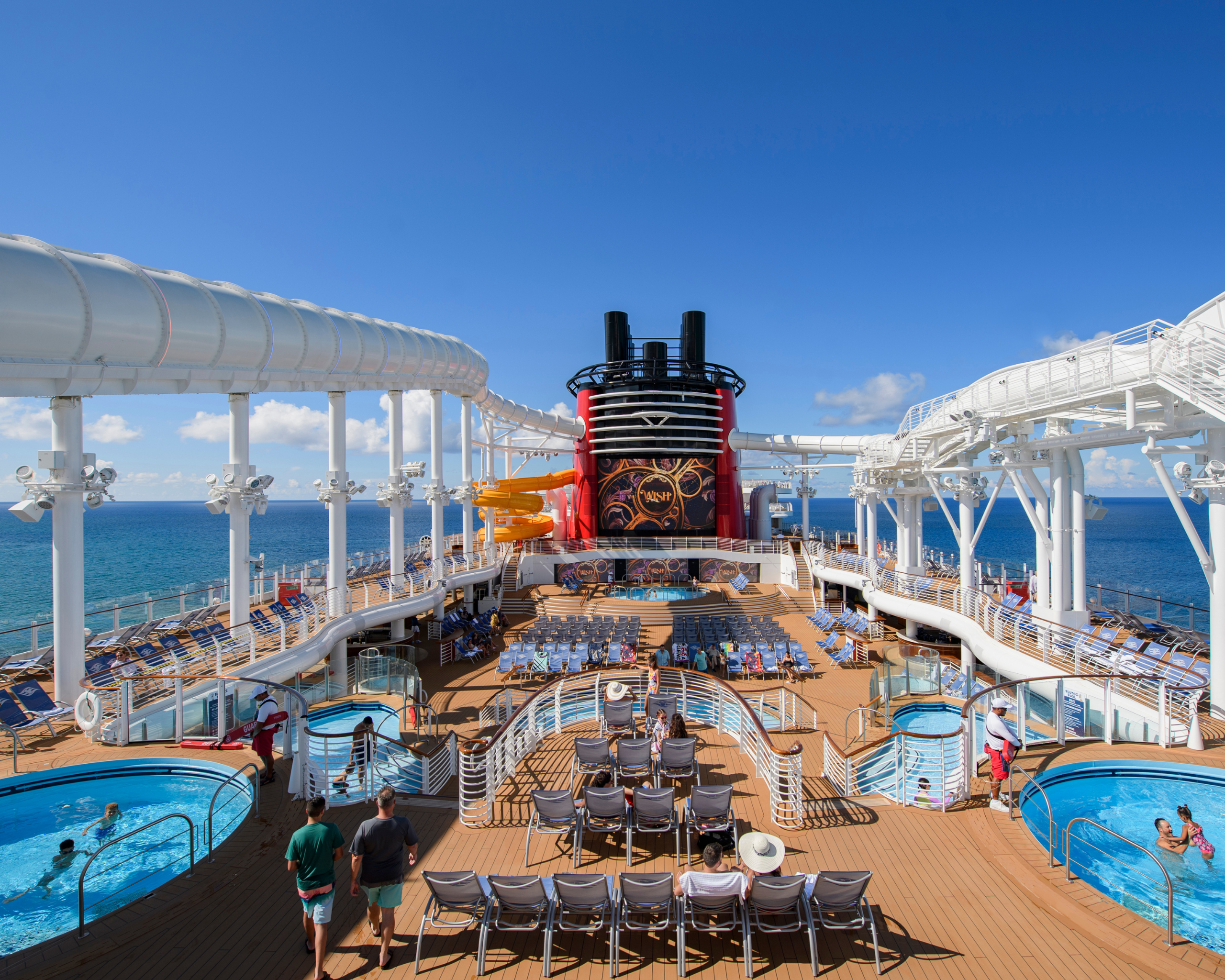 DCL Ship